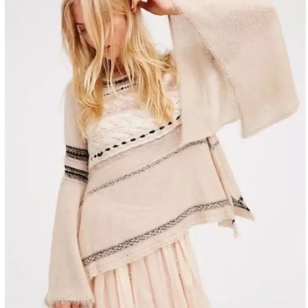 Free People Women’s Boho Sweater Ivory Boat Neck Long Wide Sleeves Size Medium